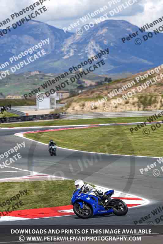 cadwell no limits trackday;cadwell park;cadwell park photographs;cadwell trackday photographs;enduro digital images;event digital images;eventdigitalimages;navarra;no limits trackdays;peter wileman photography;racing digital images;trackday digital images;trackday photos
